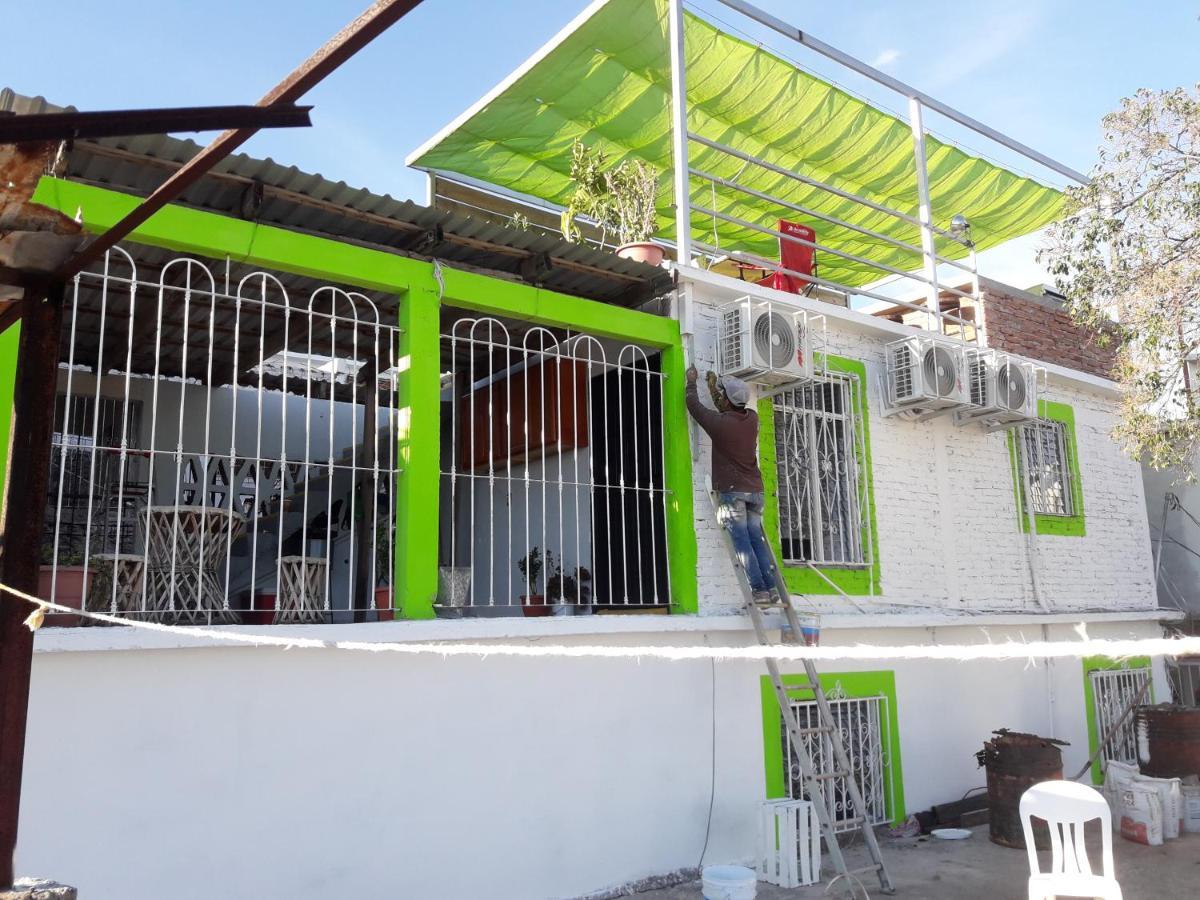 Tortuga Hostel Topolobampo Екстер'єр фото