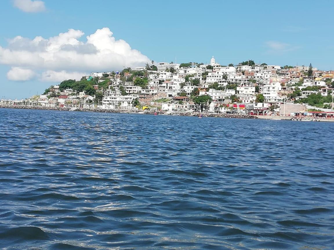 Tortuga Hostel Topolobampo Екстер'єр фото