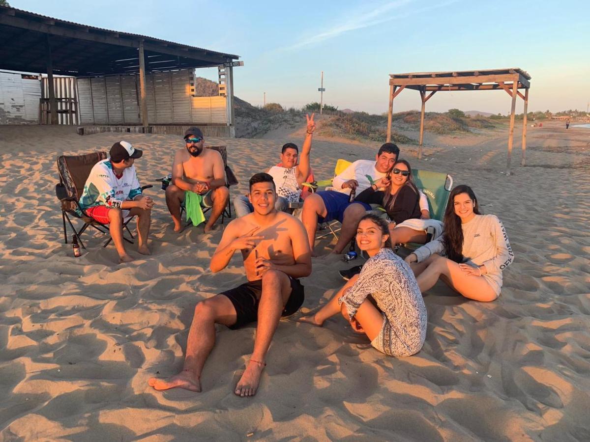 Tortuga Hostel Topolobampo Екстер'єр фото