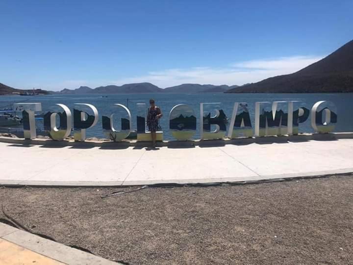 Tortuga Hostel Topolobampo Екстер'єр фото