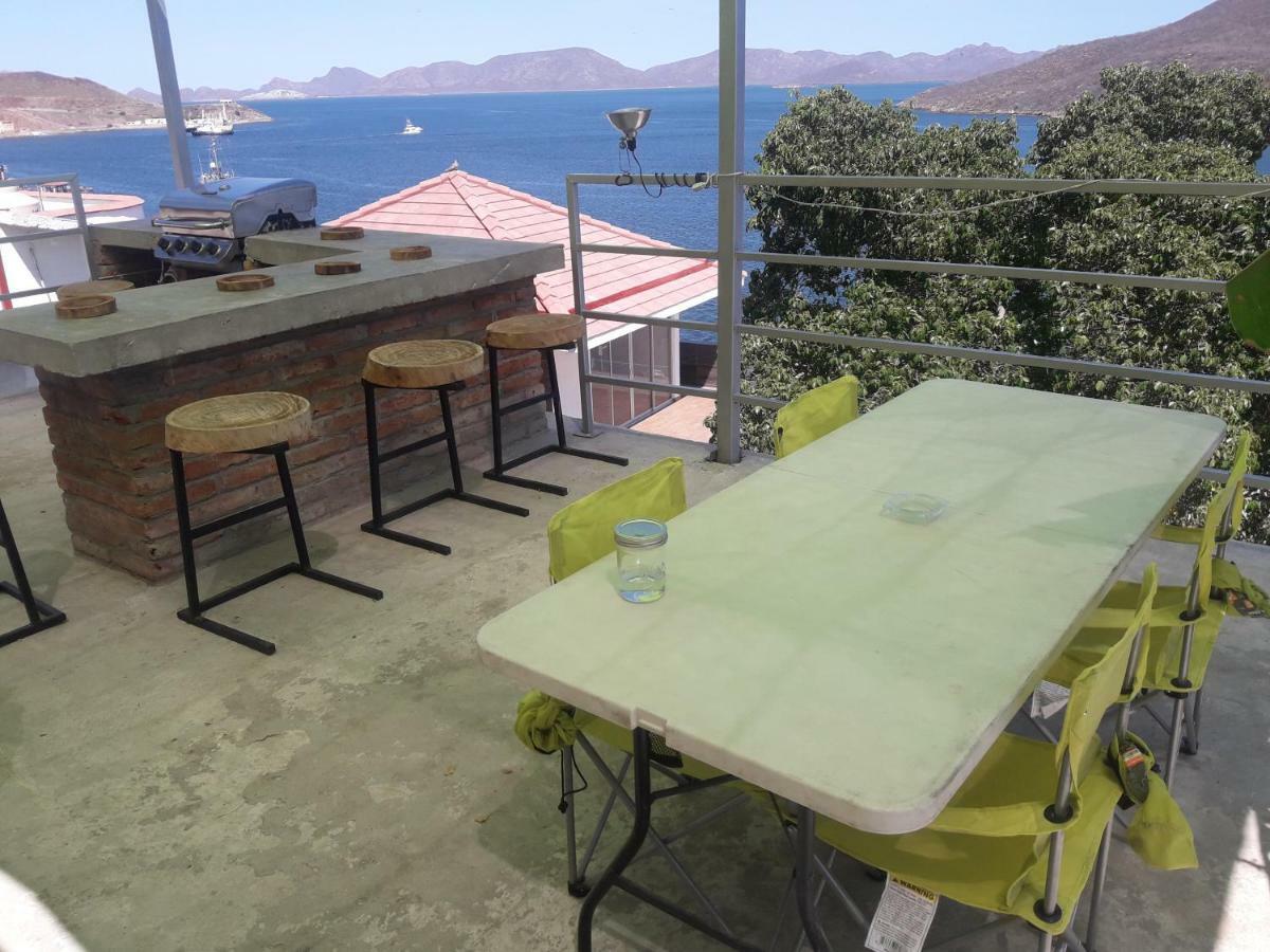 Tortuga Hostel Topolobampo Екстер'єр фото